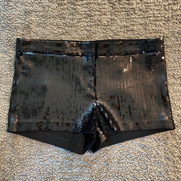 Express Pants - 🔥Express Sequin shorts